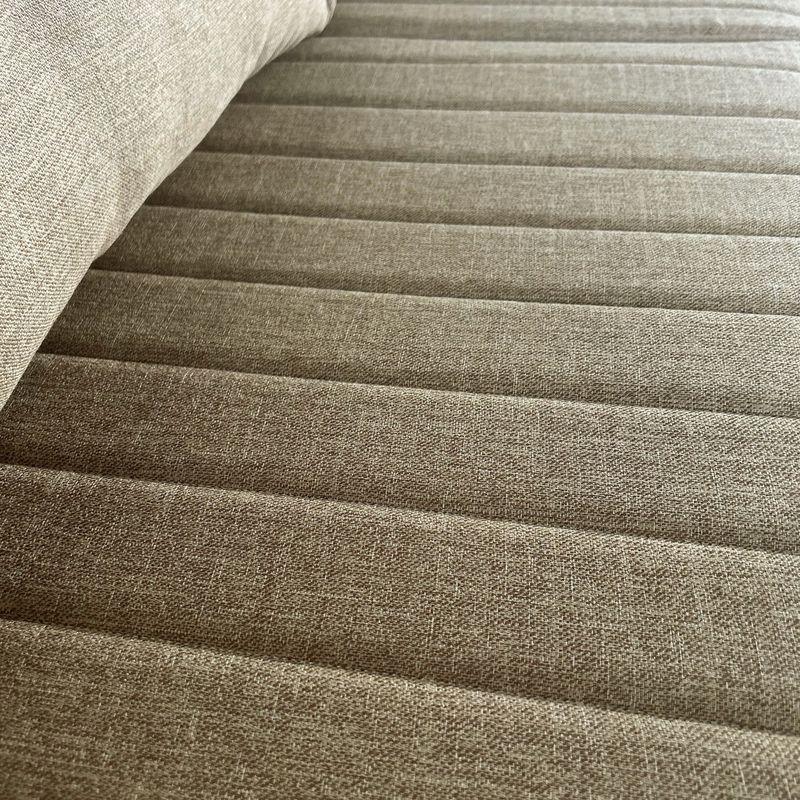 Sofá 3 Lugares Leona Bom Pastor Linho Bege Imagem 6